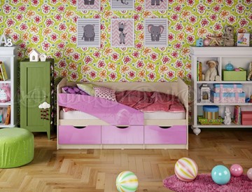 Кровать в детскую Бабочки 800*1600, Сиреневый глянец в Великом Новгороде