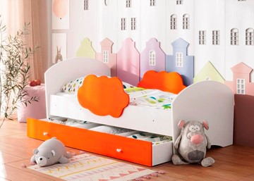 Кровать детская Тучка с ящиком, корпус Белый, фасад Оранжевый в Великом Новгороде